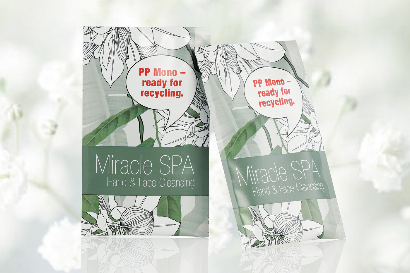 Zwei in Grüntönen bedruckte Sachets zum Thema recyclebare Verbundfolien.