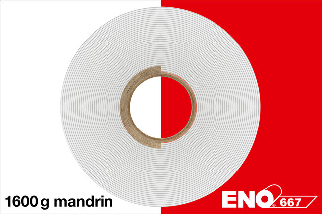 Coupe transversale d'un rouleau de film étirable avec deux moitiés de noyau de rouleau différentes.