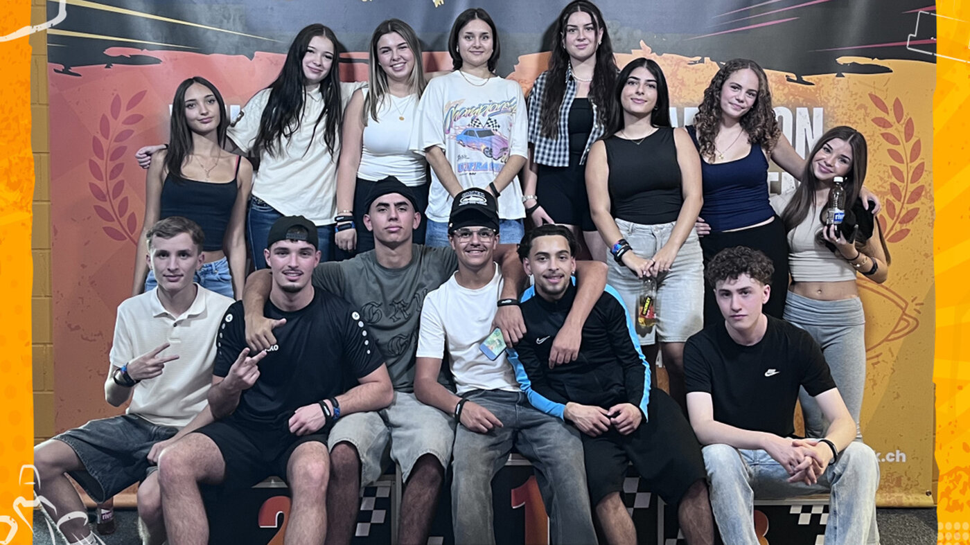 Gruppenbild mit allen Permapack-Lernenden