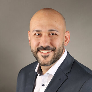 Murat Özgü, Verkaufsberater bei Permapack