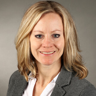 Nadine Baumgartner, Verkauf Innendienst Cosmetics, Permapack